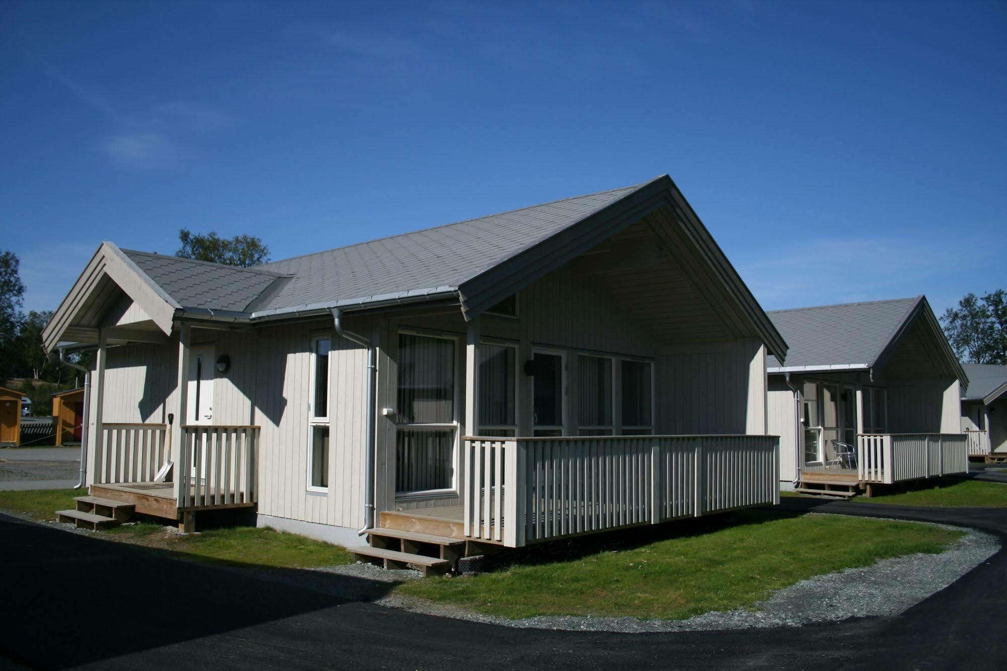 Tromso Lodge & Camping Exterior photo